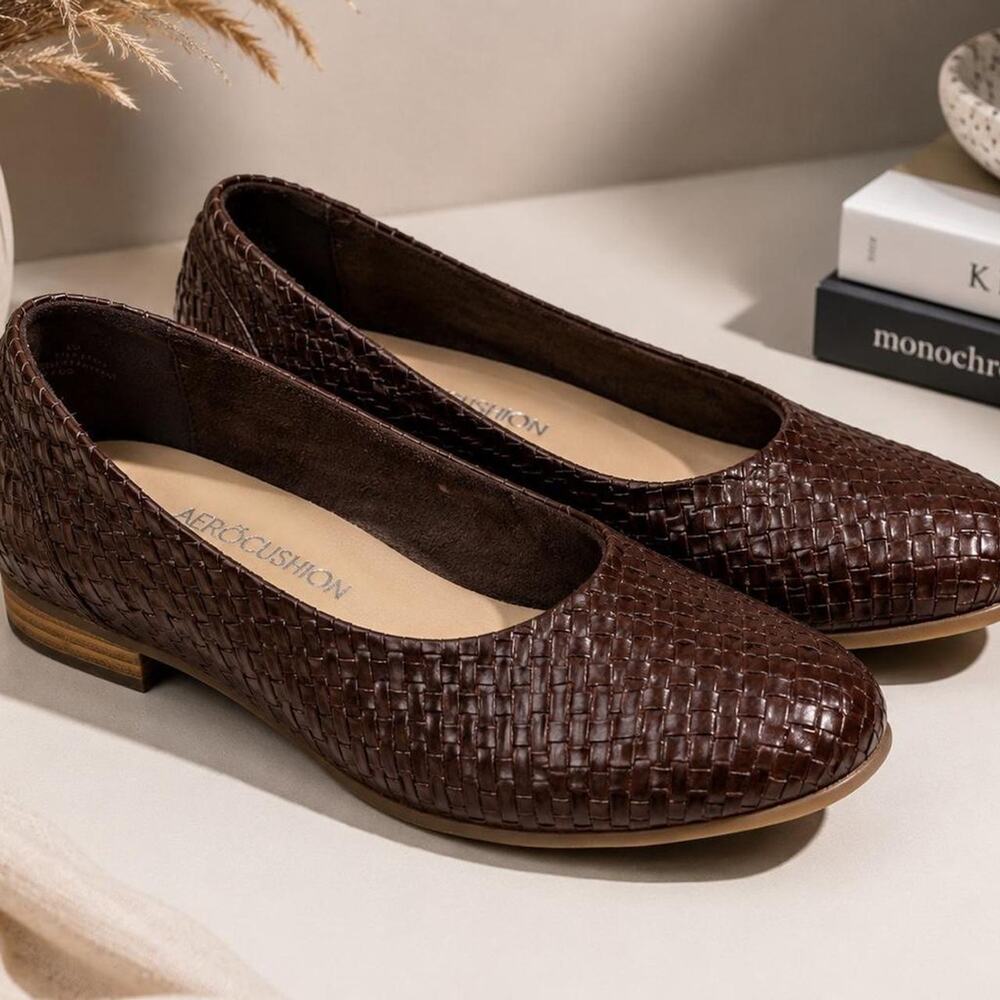 AERÓCUSHION Woven Brown Leather Ballet Flats Cottagecore Quiet Luxury Sz 9